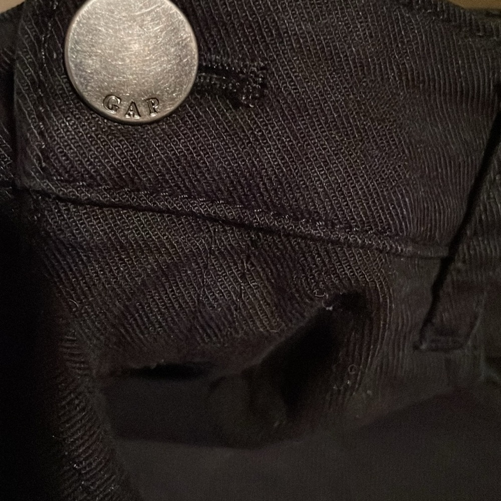 Gap - Picture 9 of 9